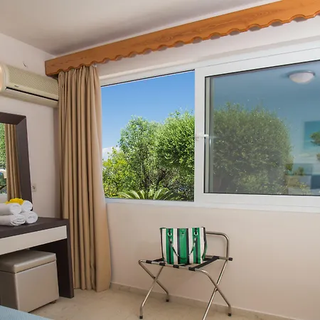 Brentanos - A - View Of Paradise Aparthotel Gastouri (Corfu)