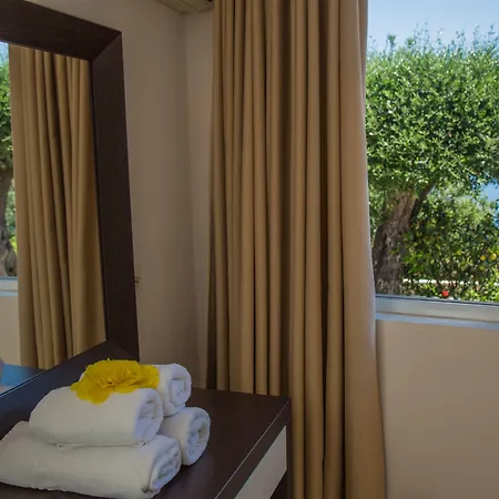 Brentanos - A - View Of Paradise Aparthotel Gastouri (Corfu)