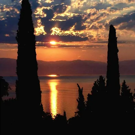 Aparthotel Brentanos - A - View Of Paradise